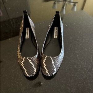 Karl Lagerfeld flats